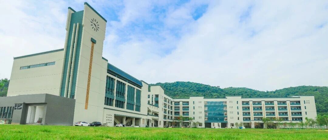 金湾三灶中学金秋交付|珠海建工集团圆满建成三灶新建中学，为金湾教育注入新活力